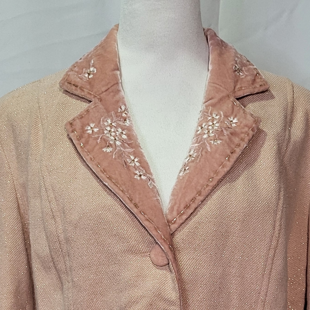 Women's Embellished Blush Pink Jacket - Picture 5 of 8